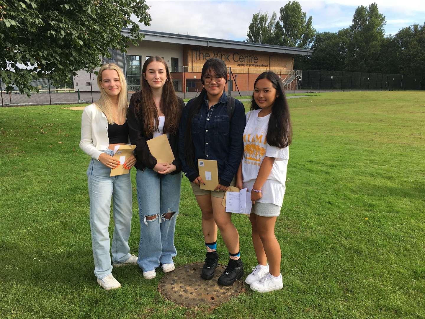 Highworth's Lucy Chitham, Abigail Robers, Angie Kambang and Meloni Chhantyal