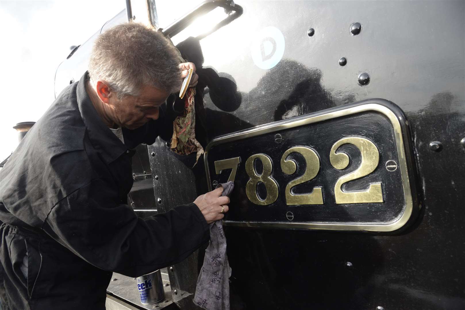 Martin Skinner gives the Foxcote Manor's numberplate a polish Picture: Chris Davey/KESR FM4762156