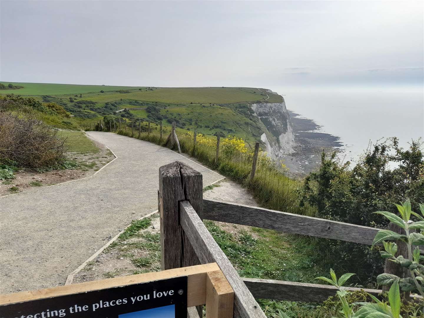 The coastal walk passes by Langdon Bay and ends near the South Foreland lighthouse