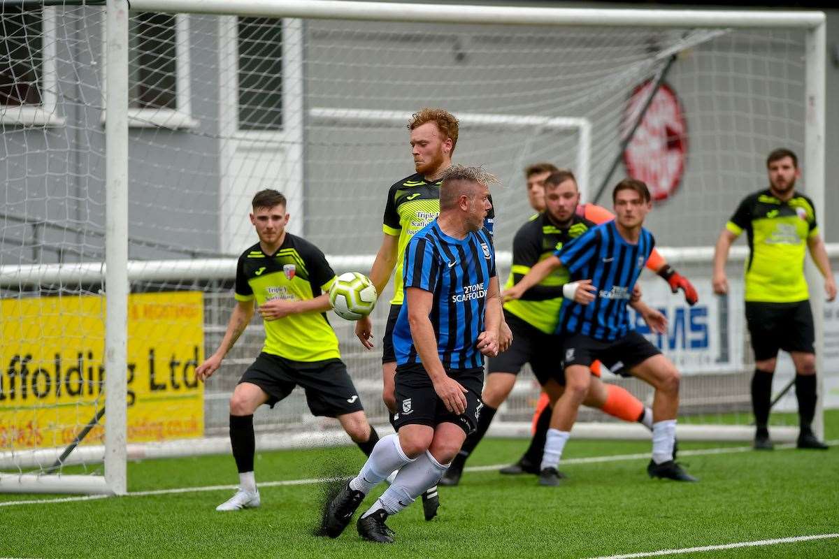 Range Rovers Sports versus Park Regis Neo in the Kent Sunday Junior Cup final at Chatham Town Picture: PSP Images (56688114)