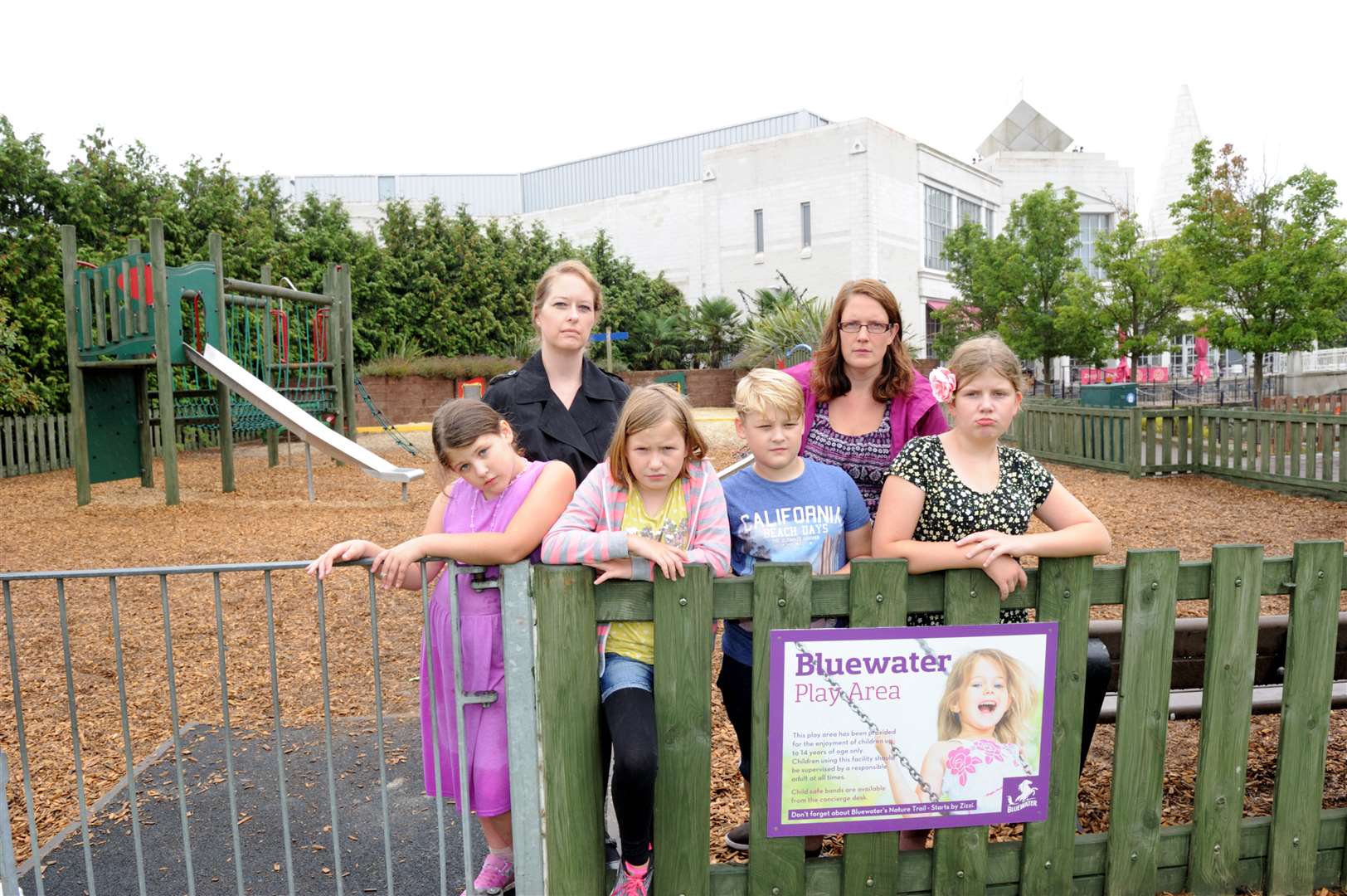 Cllr Mandy Garford with Molly Erodotou 9, Ethan Garford 8, Rachel Erodotou, Sophie Erodotou 11 and Grace Garford, 7