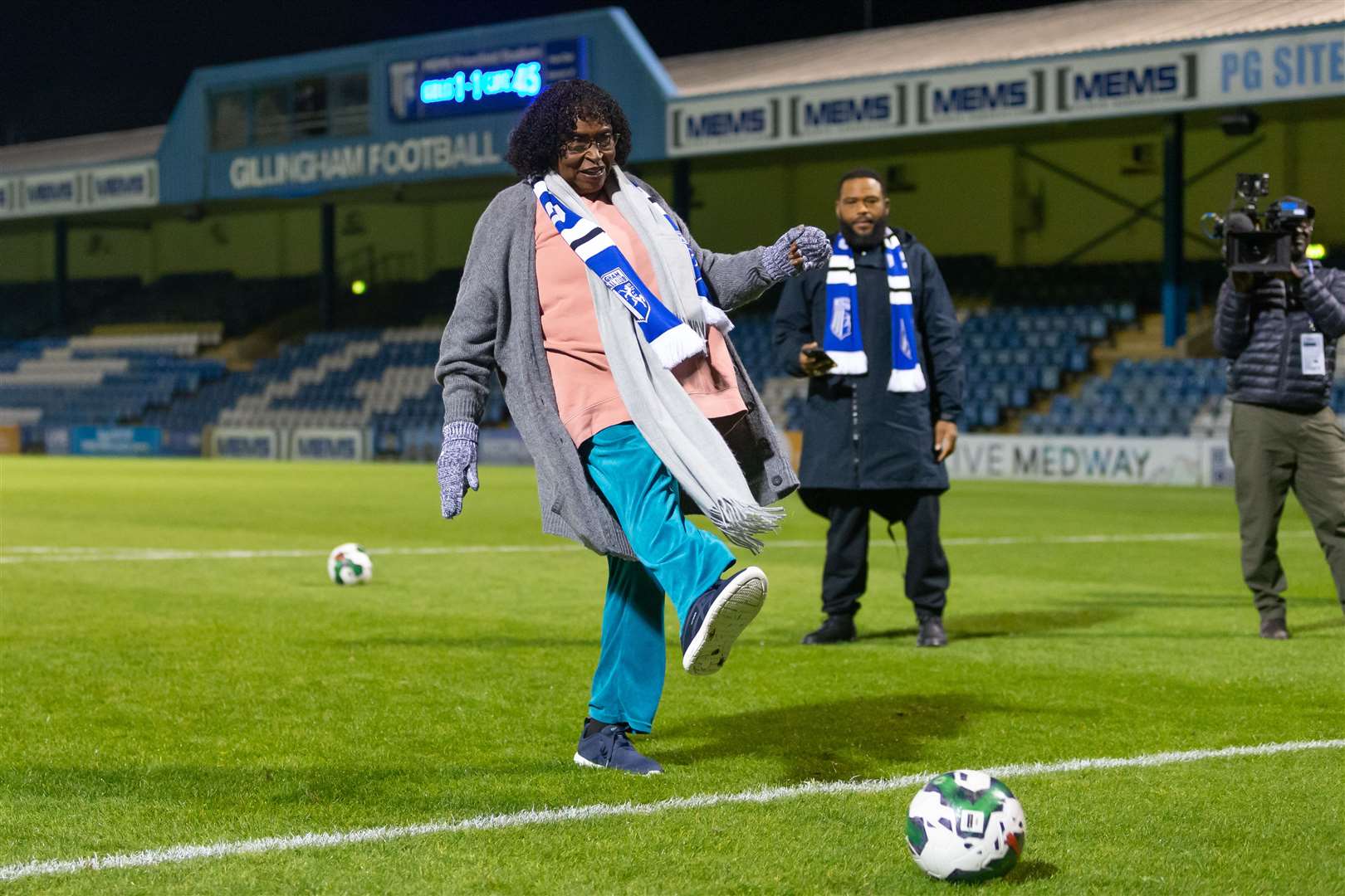 Doris Hancox taking her penalty. Picture: Kent Pro Images