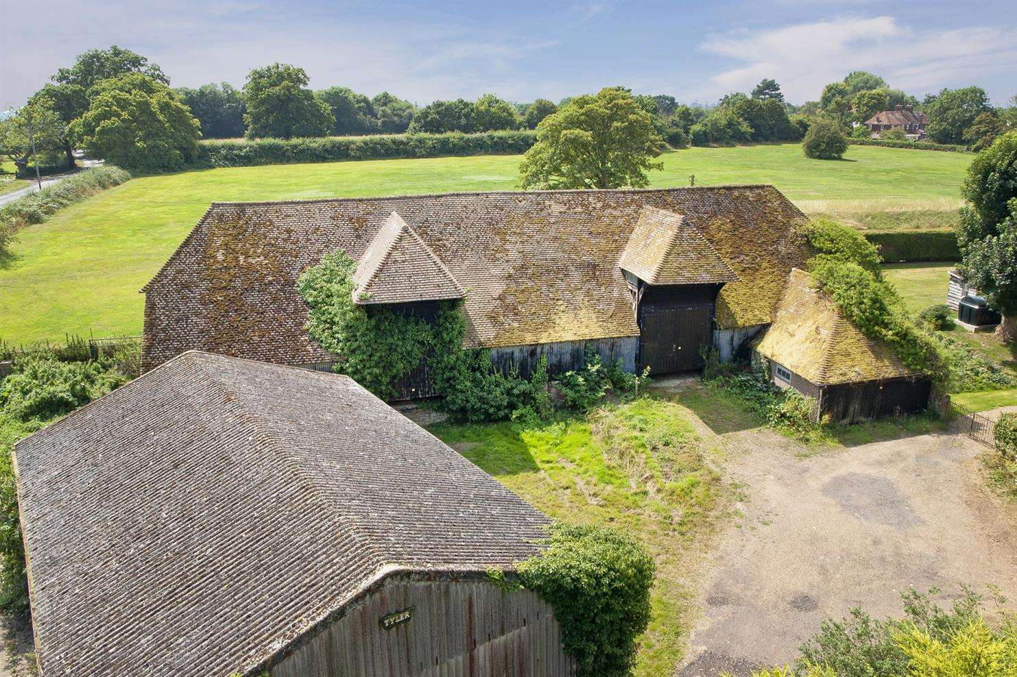 Reed Court Farm Barn, near Marden