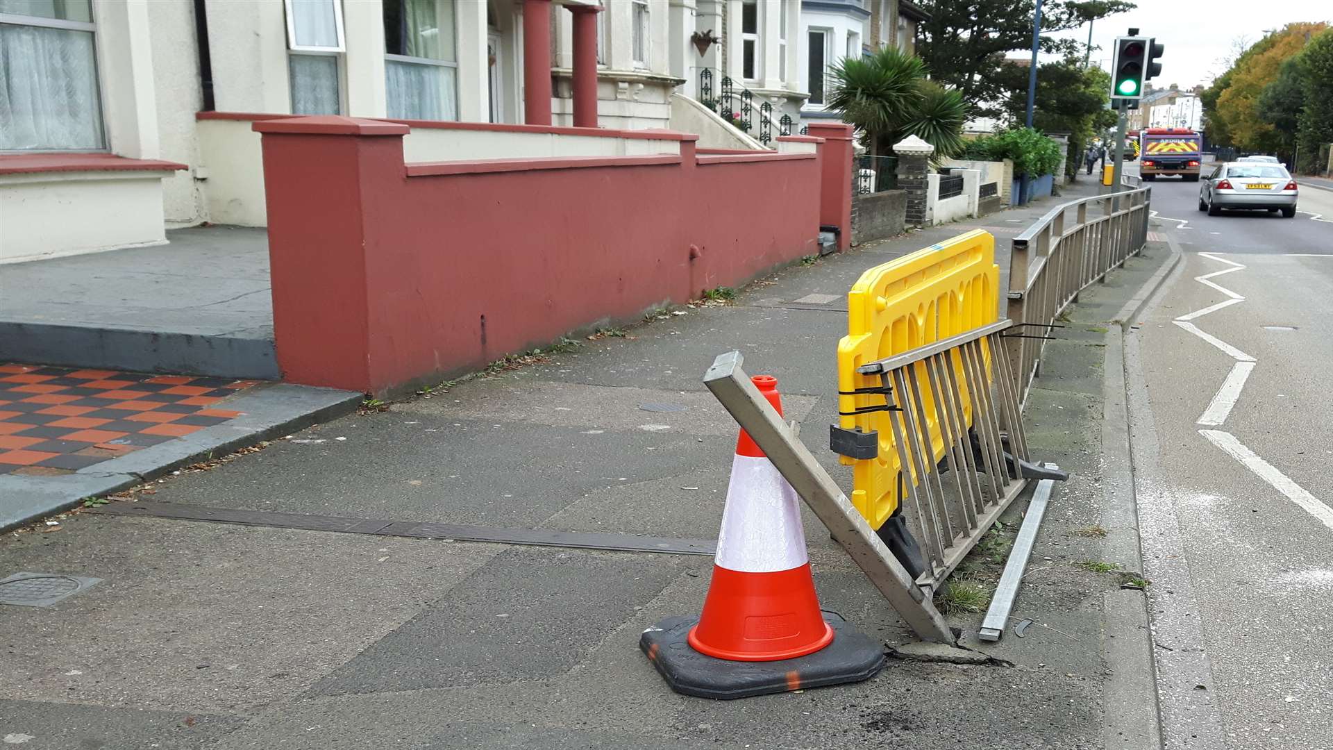 Milton Road, Gravesend where a woman and two children were injured after a crash.