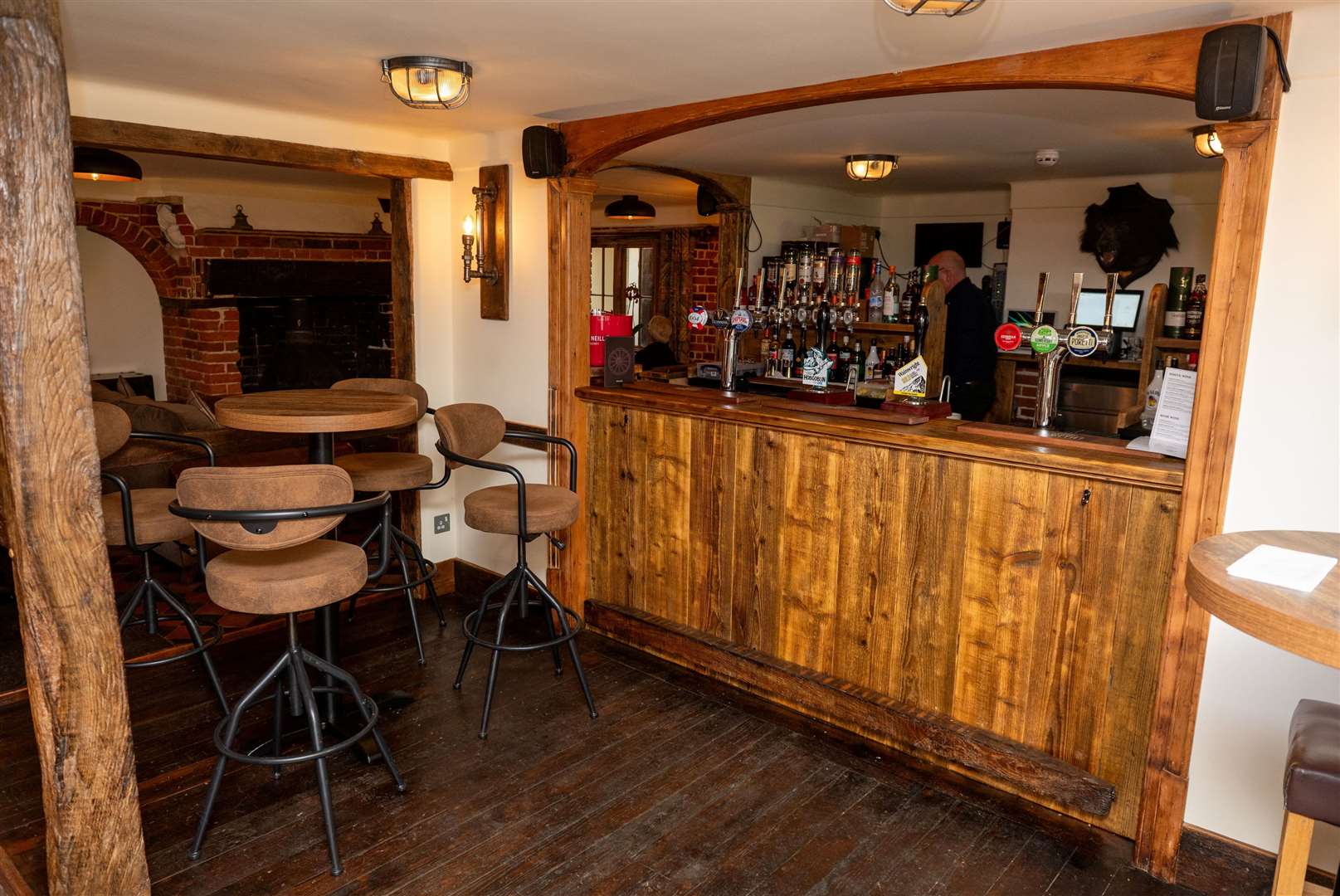 Inside the refurbished Wheel Inn. Picture: SWNS / Tony Kershaw