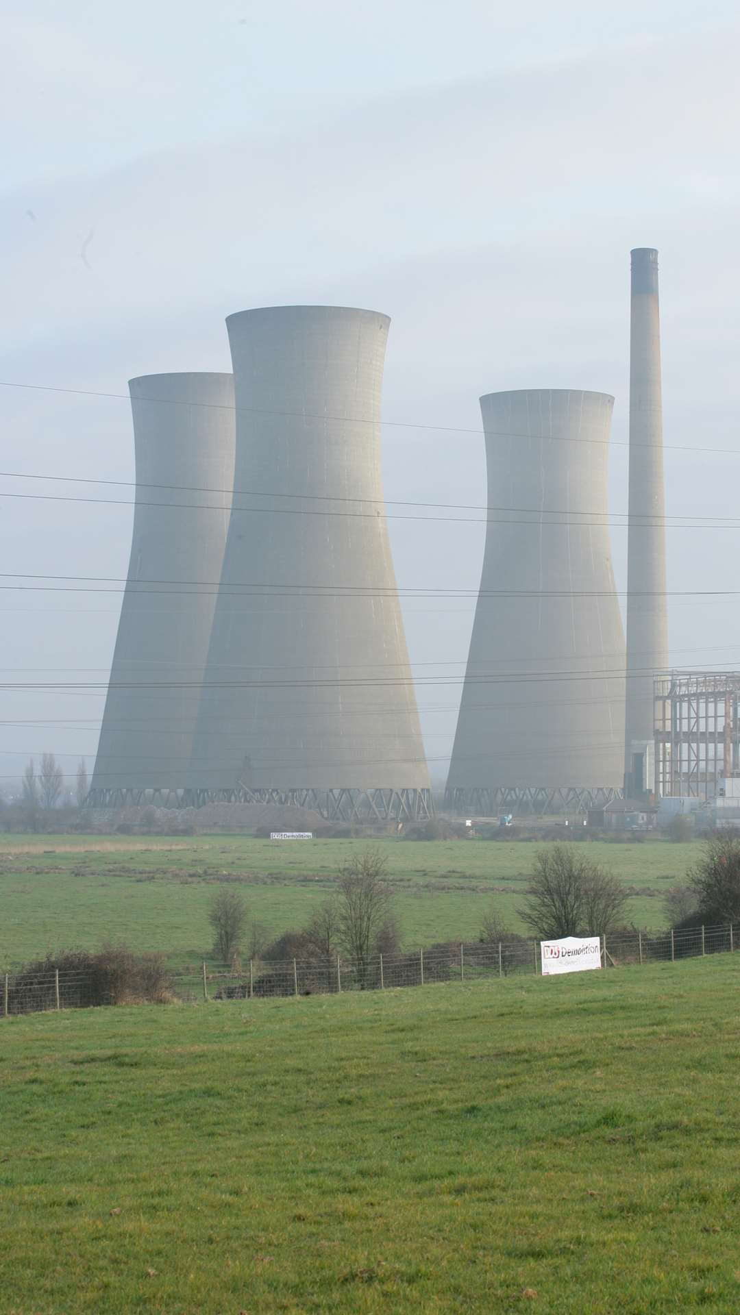 The mast would be on land behind the former Richborough Power Station