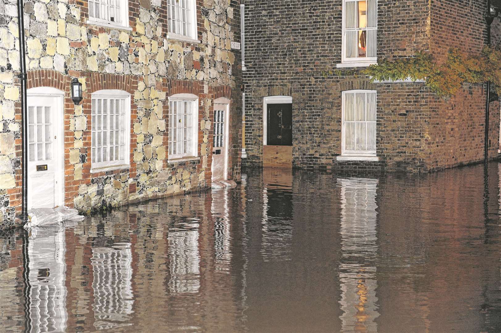 Flooding at The Quay in Sandwich in 2013