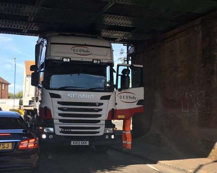 A lorry has smashed into a railway bridge Picture: Shrub Ei (16176231)