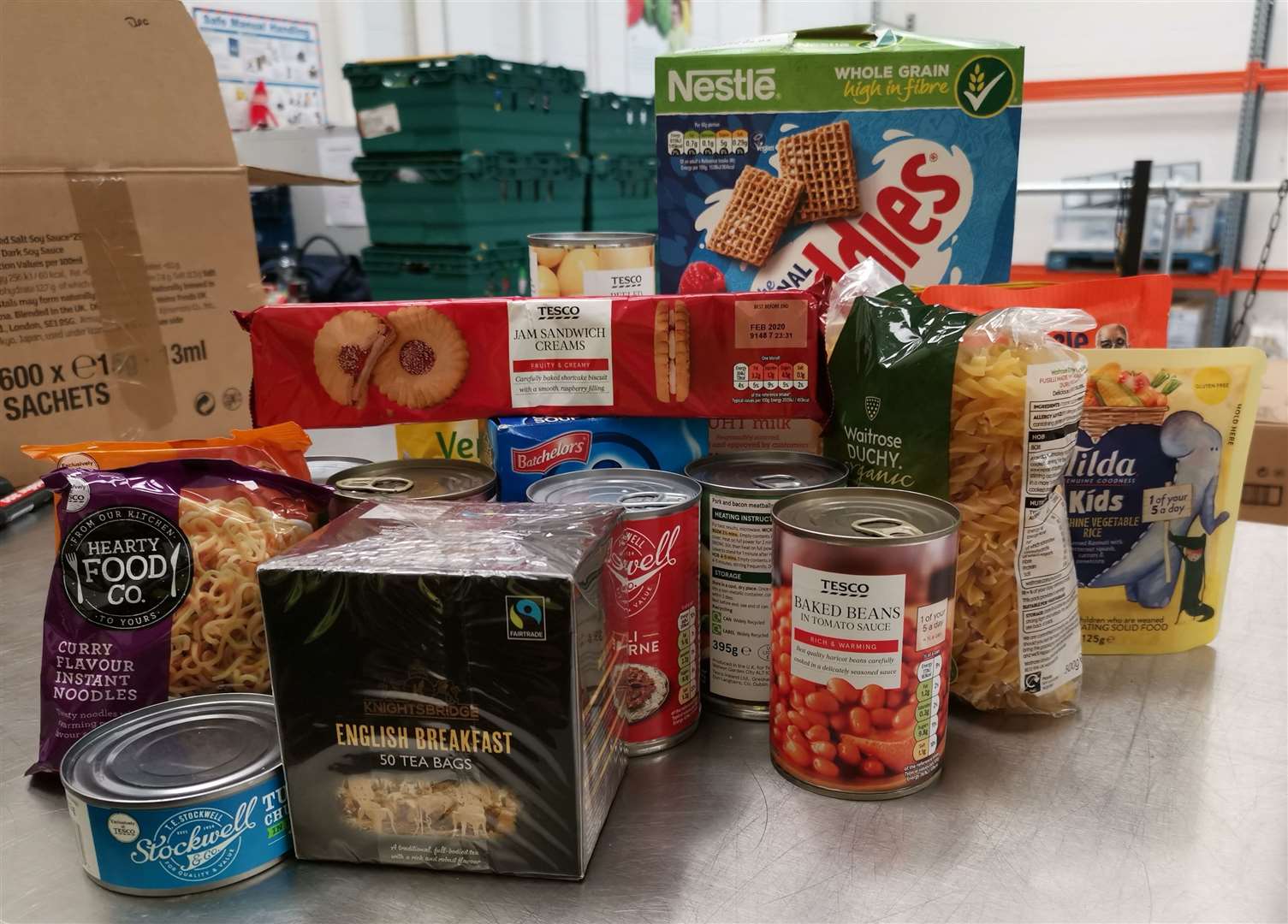 This is the food that goes into a family food bank box (14036582)