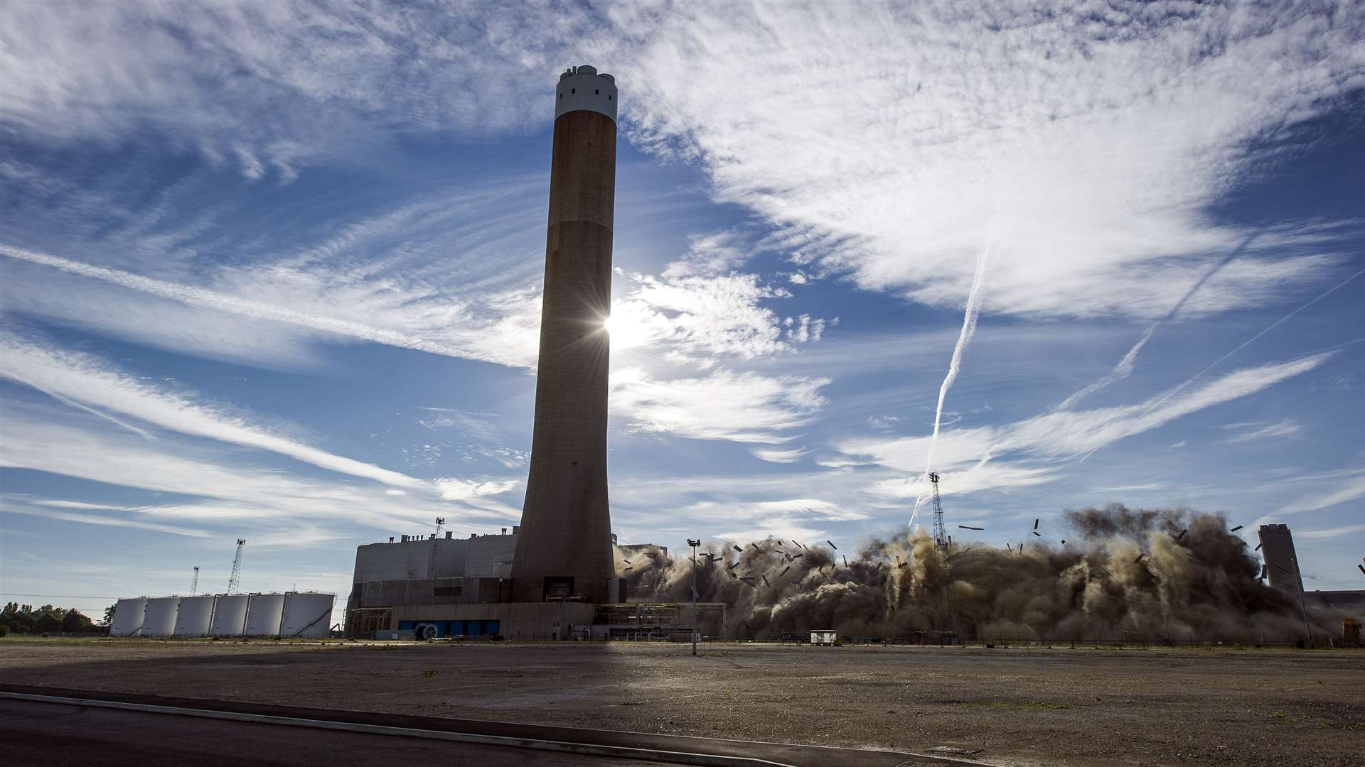 The explosion at Grain Power Station