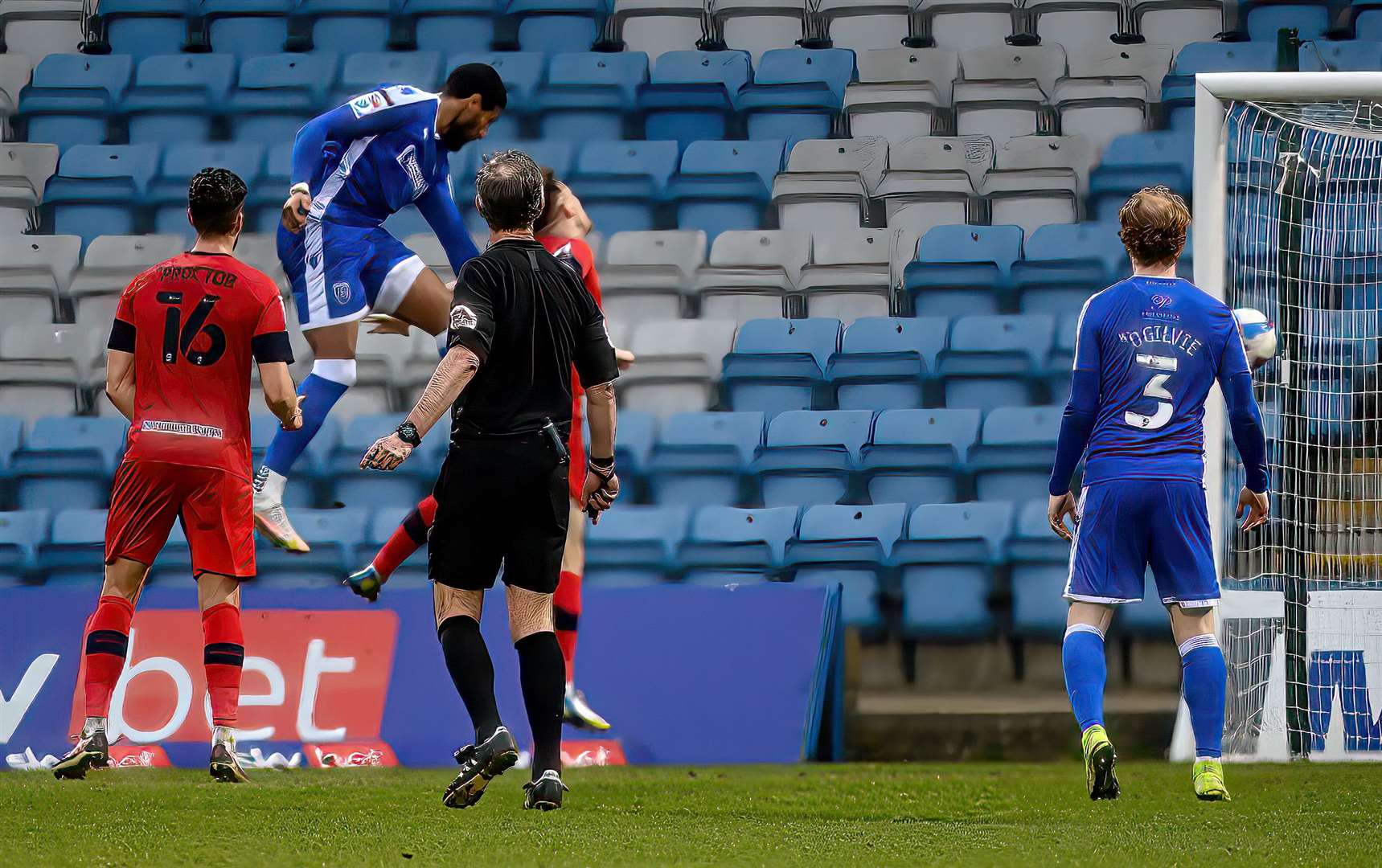 Vadaine Oliver scores the only goal of the game. Picture: Keith Gillard