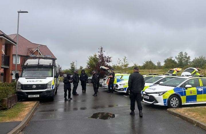 The police cordon in Southfields Way, Harrietsham after the fatal stabbing