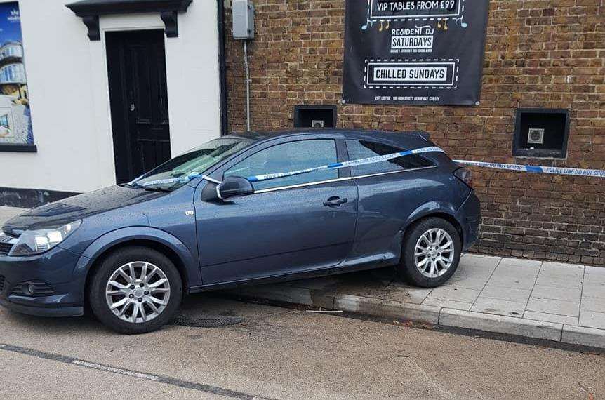 A damaged car outside Lyfe Lounge, Beach Street this morning. (3317911)