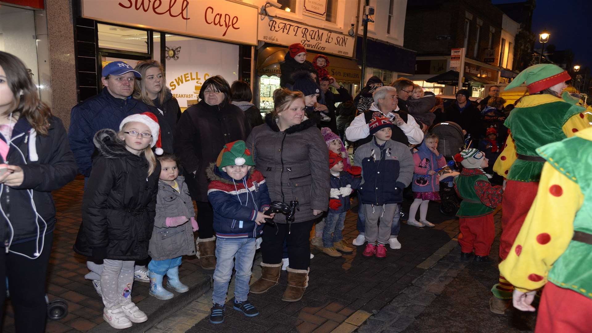 Crowds lined Sittingbourne High Street