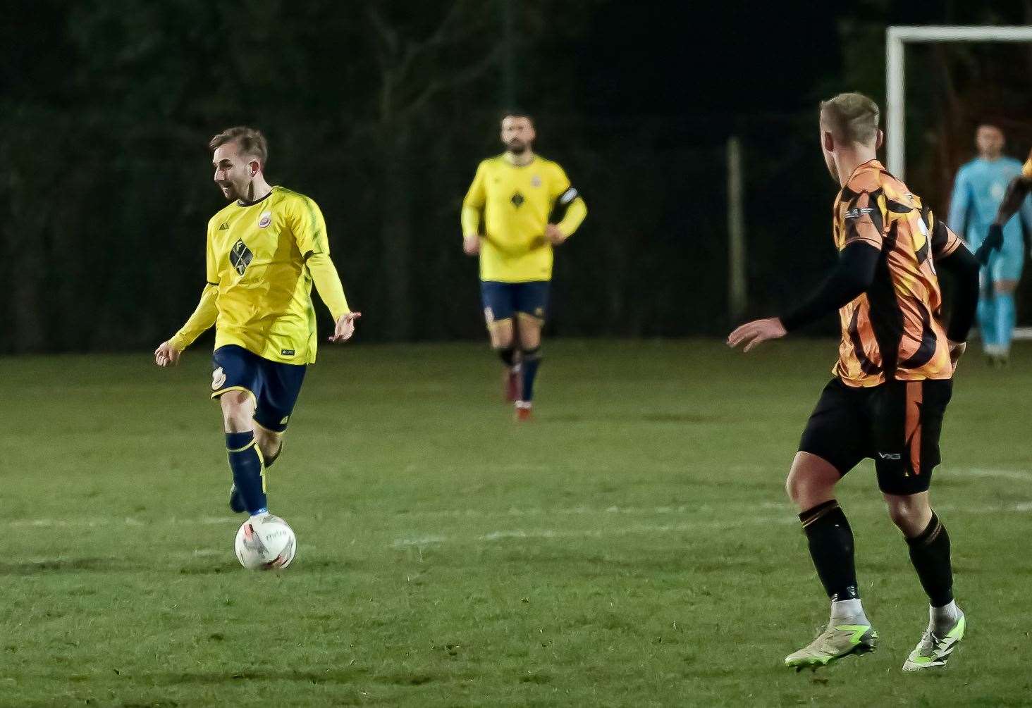 Whitstable midfielder Mikey Dalton assesses his options. Picture: Les Biggs