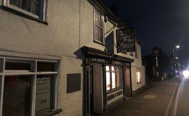 The George, on the roadside in Teynham, shares its location with a Chinese restaurant, New Territories