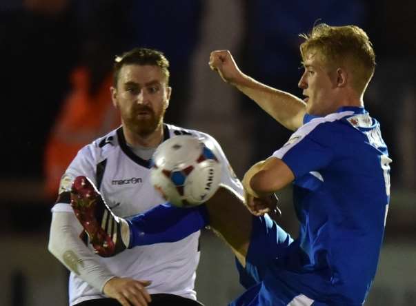 Welling forward Charlie Penny. Picture: Keith Gillard