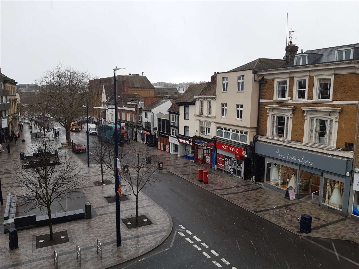 Around 2pm Maidstone High Street had a mixture of hail and snow