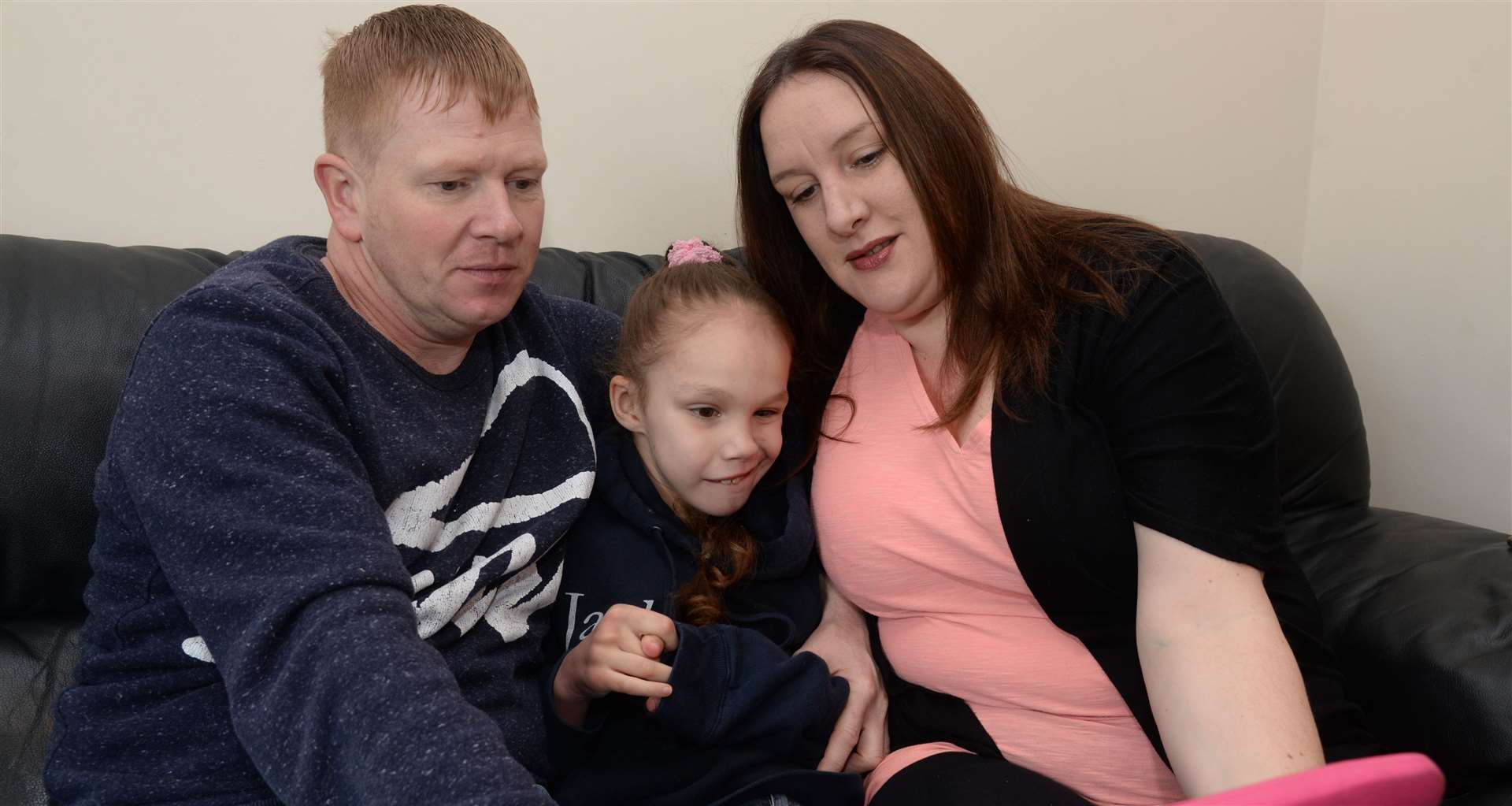 Lee Moore and Emma Appleby and daughter and Teagan. Picture: Chris Davey 8314798