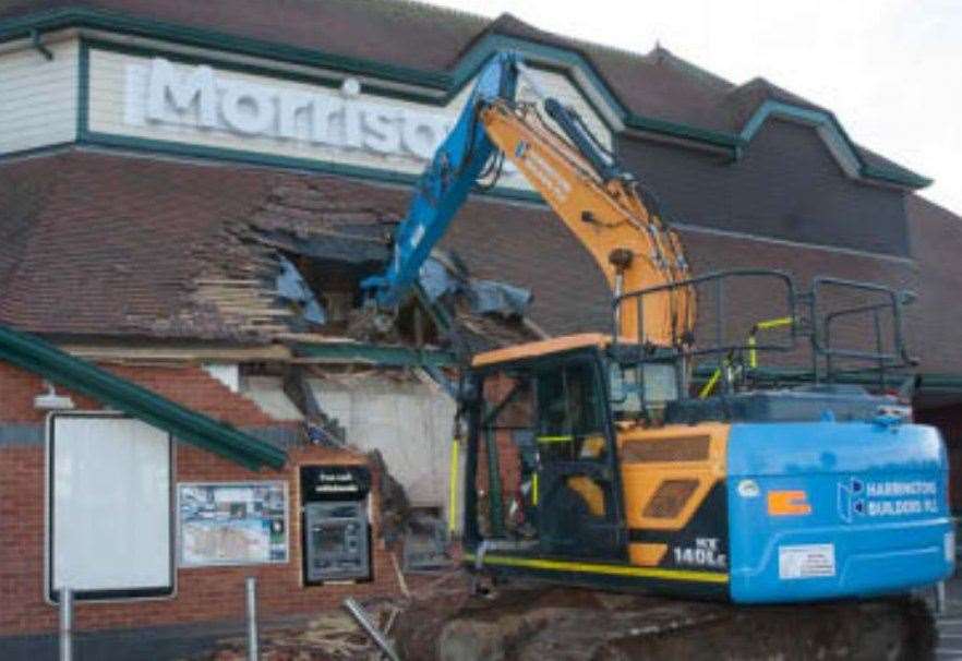 Pemberthy and Davenport took cash machines from Morrisons in Northfleet