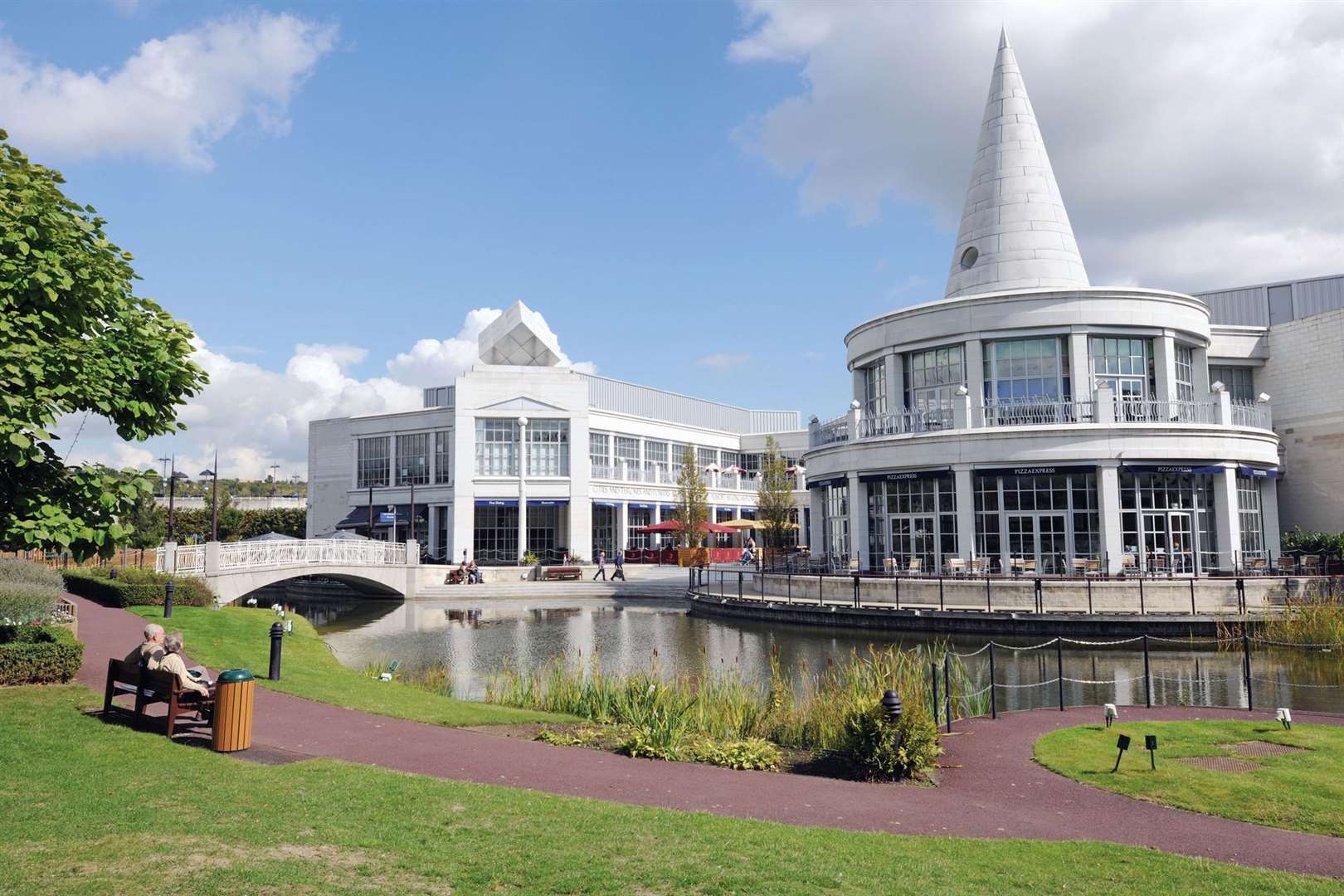 The pair were arrested at Bluewater