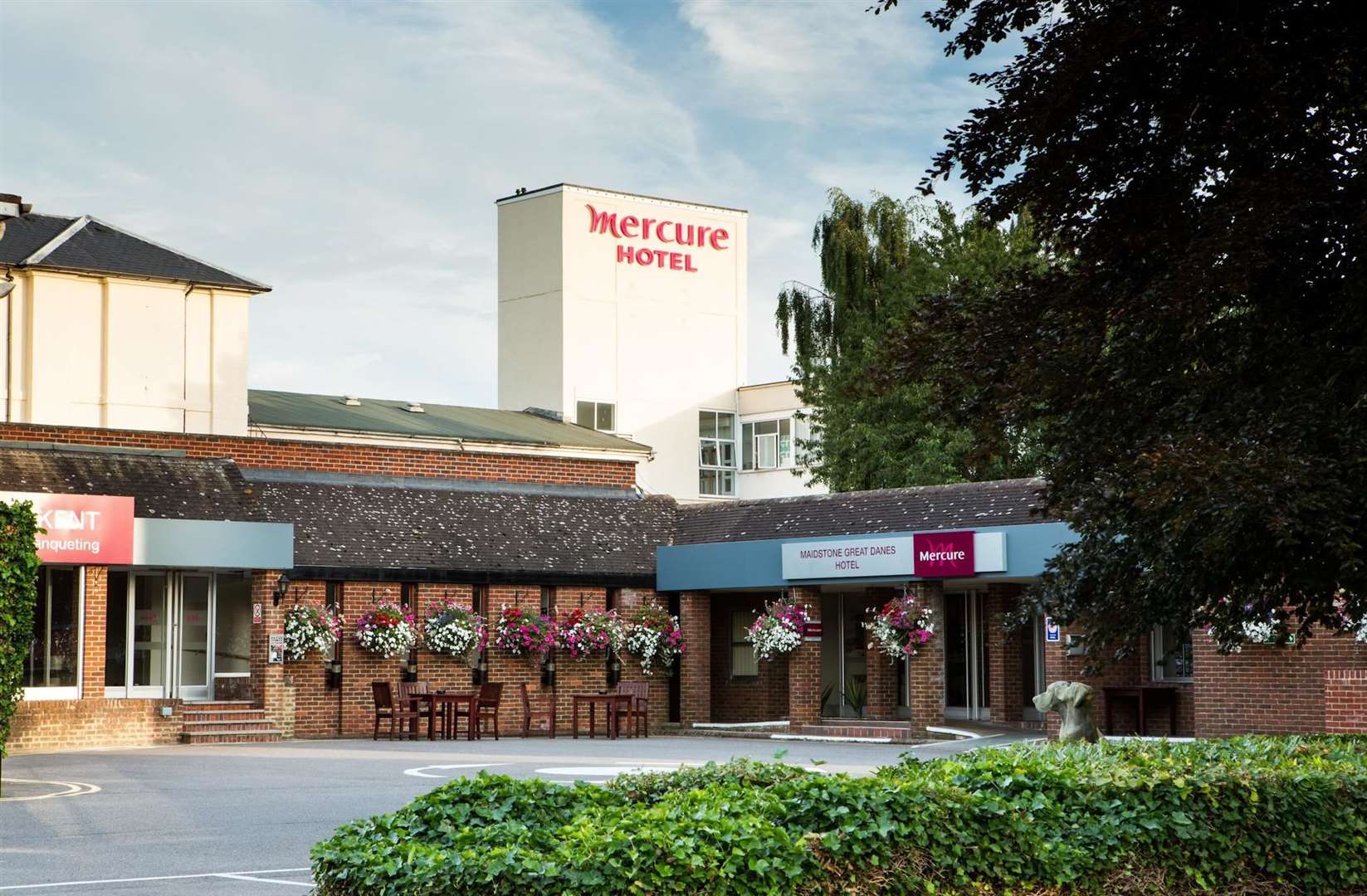 The Mercure Maidstone Great Danes Hotel