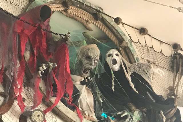 Halloween decorations at Mariners Bar, Ramsgate