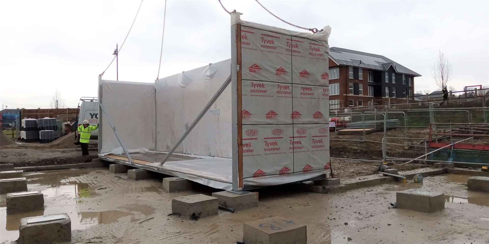 The buildings which will make up the new Ebbsfleet Green Primary School are lifted into place. Picture: Ebbsfleet Green