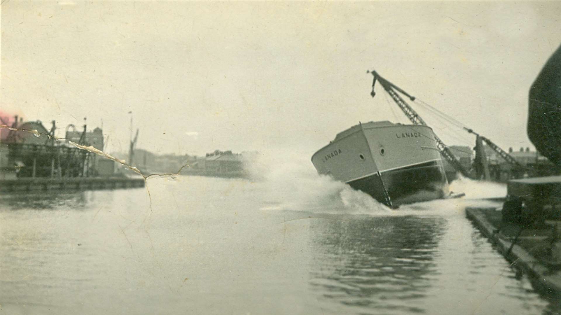 First prize: Sideways launch, by Brian Weaver, circa 1935