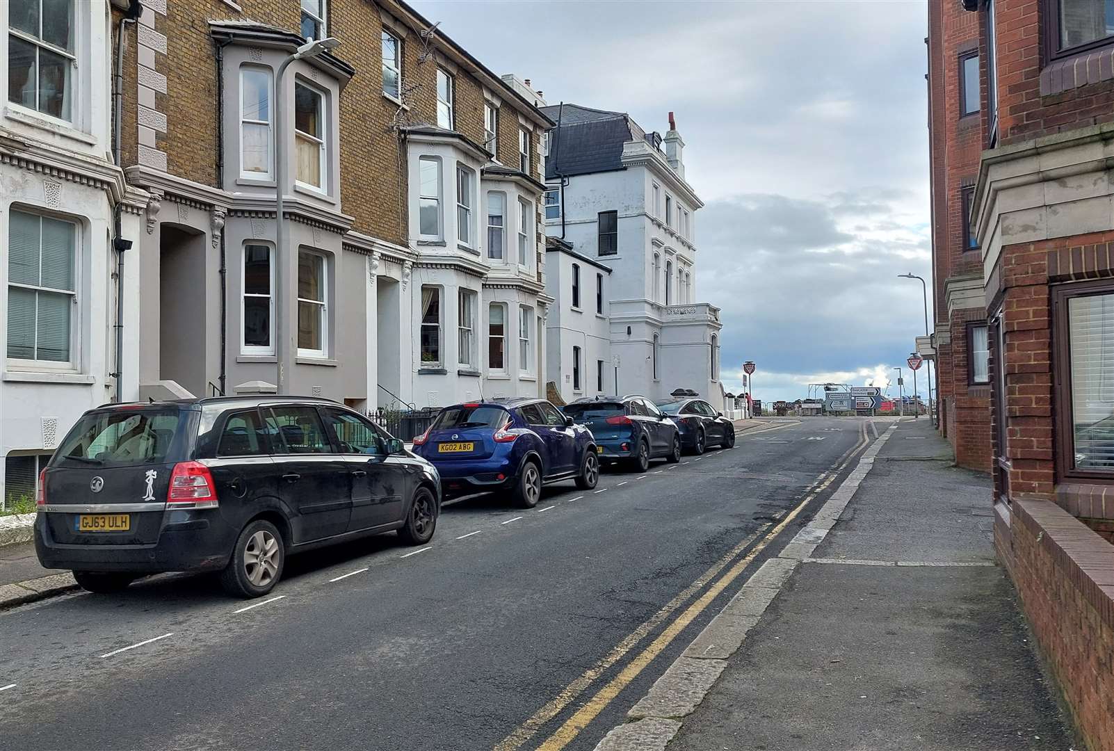 Cars park on the side of Ranelagh Road