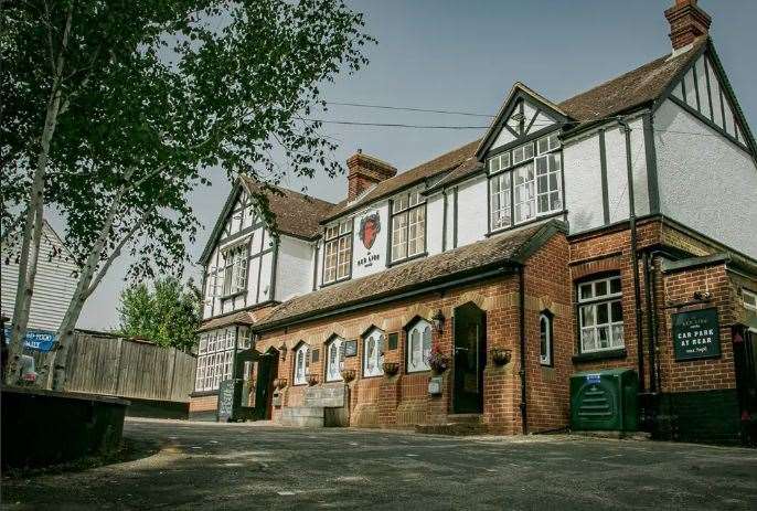 The Red Lion in Swancombe