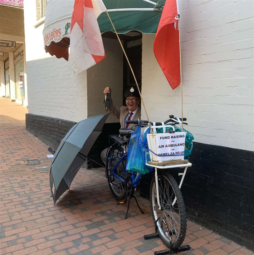 Dean Howting, the whistling postman of Sittingbourne, enjoying his day in the town