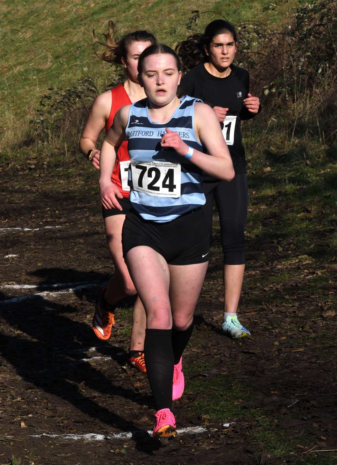 Holly Warner racing for Dartford & Gravesham in the senior girls' event. Picture: Simon Hildrew (62006057)