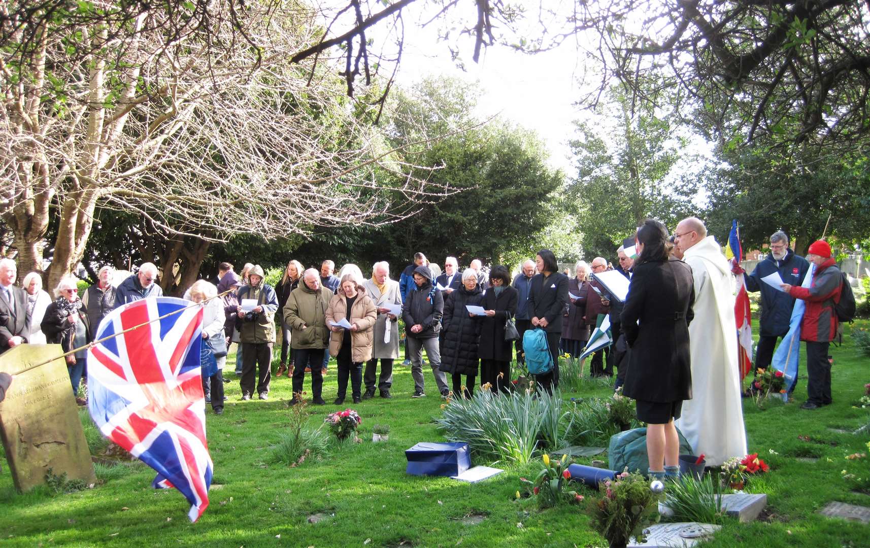 Memorial service for epic adventurer George Meegan is held at St Margaret's Church, Rainham