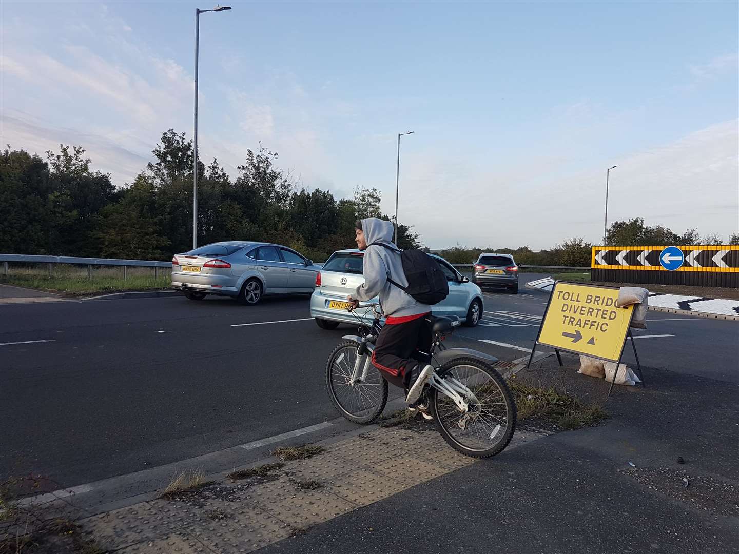 Cyclists have to cross the bypass to access a cycle path leading to Thanet