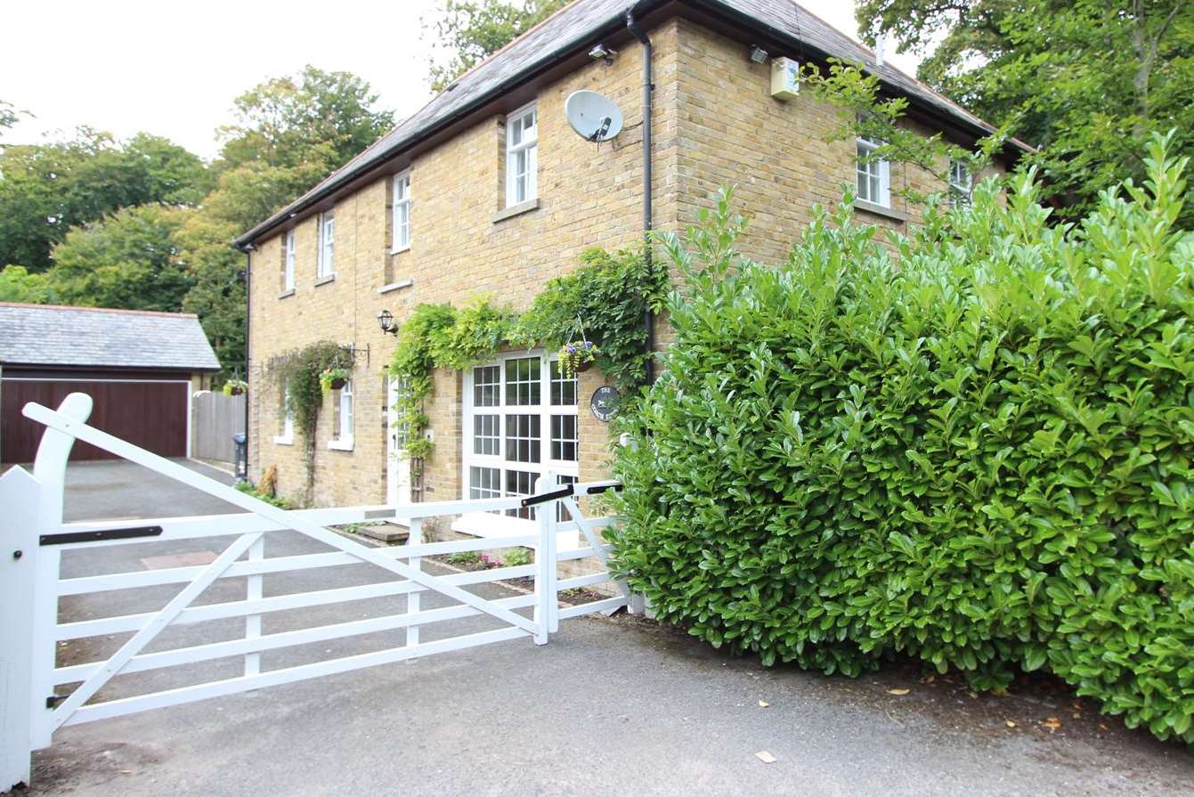 The Coach House, Manor Road, Deal