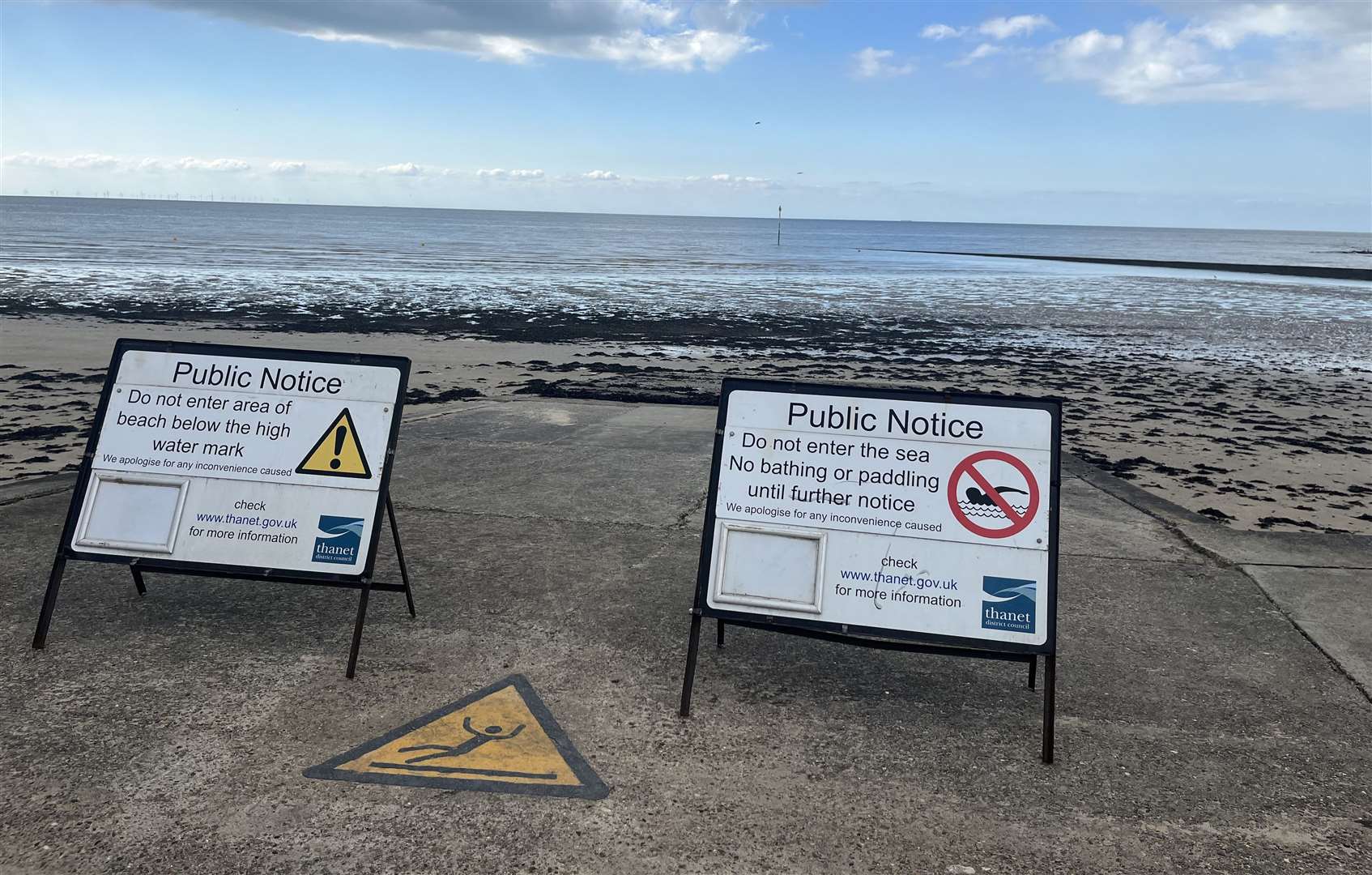 Following pollution fears, signs warned the public against bathing at both Minnis Bay and West Bay in Thanet