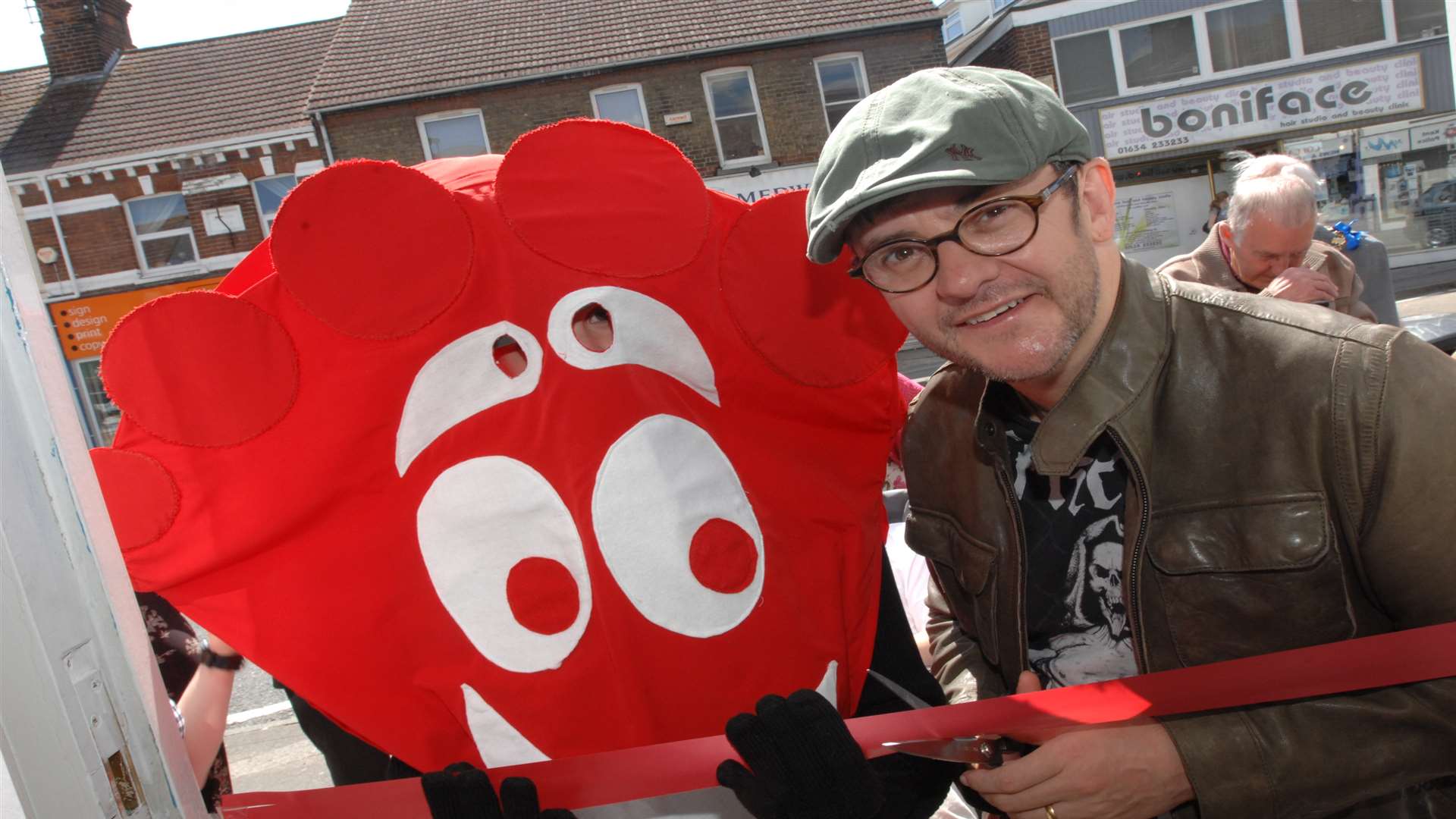 Joe Pasquale opening the CPC charity shop in Rainham