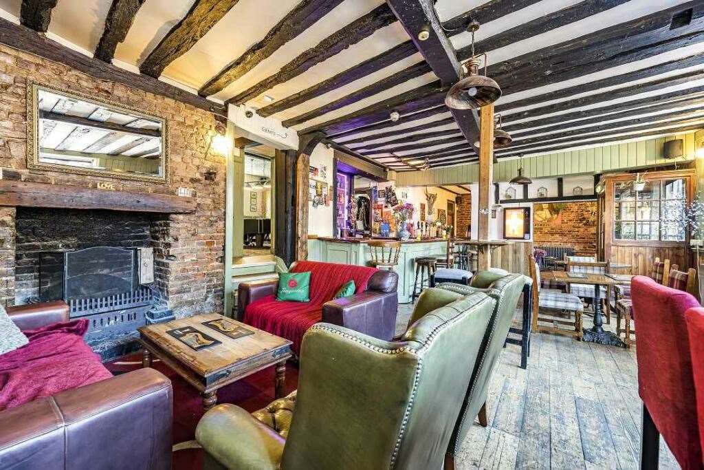 Inside The George in Sittingbourne. Picture: Fleurets/ Rightmove