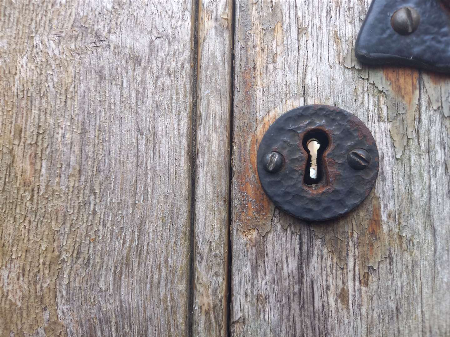 People have been having trouble trying to gain access to the cemetery