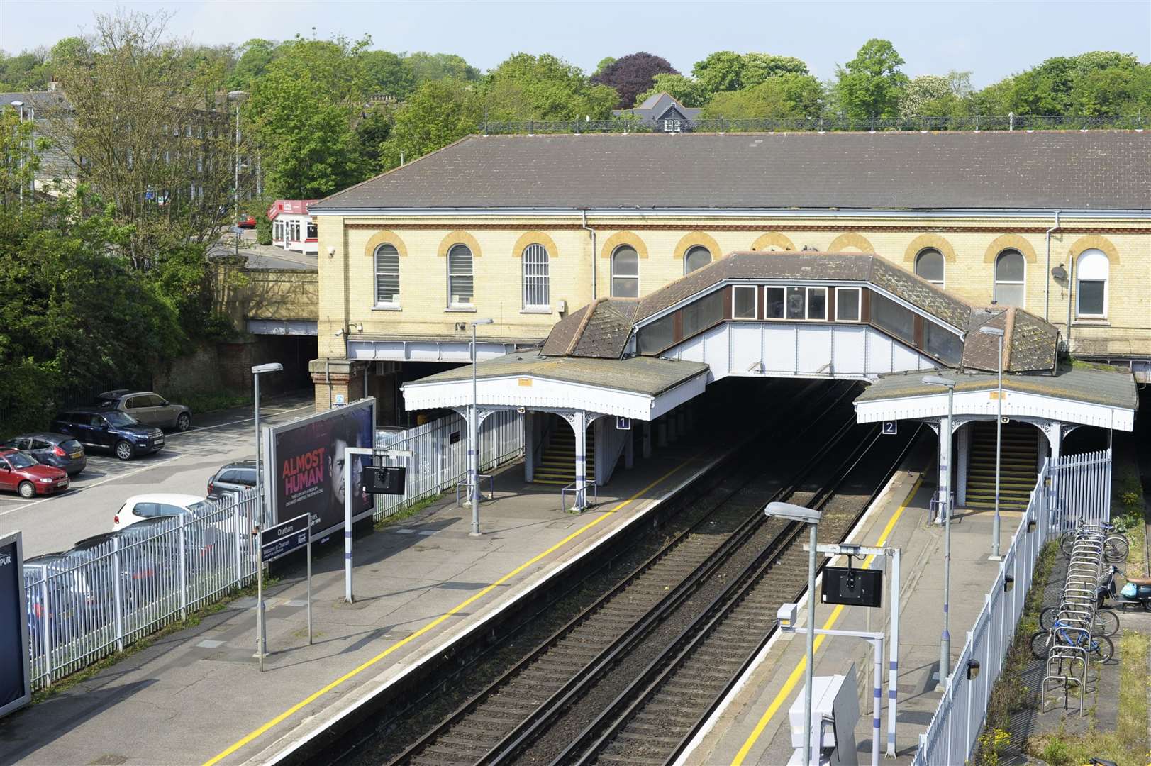 Chatham railway station