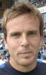 Mark Bentley returns to the Gillingham squad