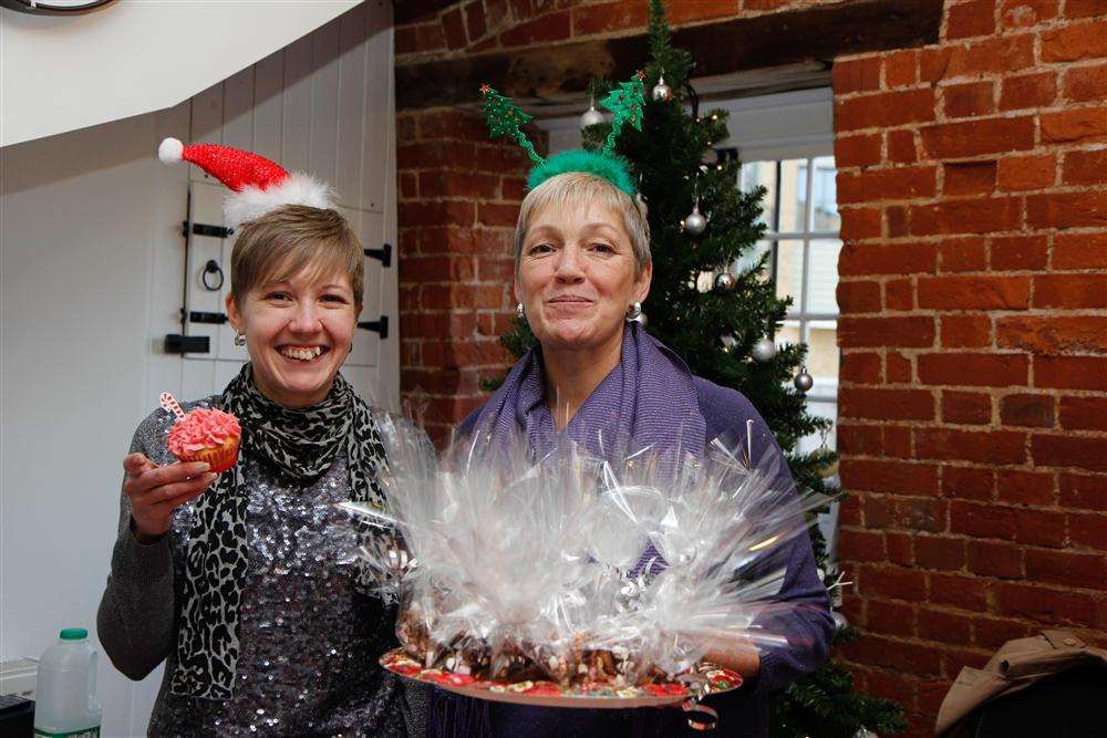 Alice Thompson and Marcia Thompson on the cake stall