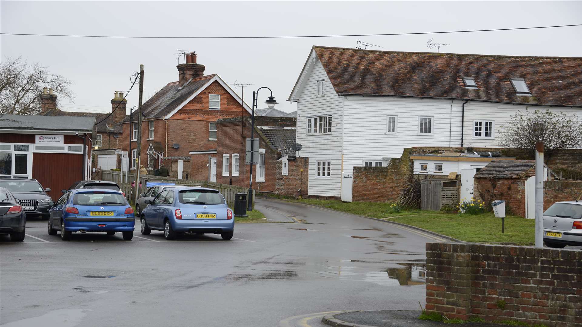 The scene by Tesco and Highbury Hall where people think Ed Miliband was when he was interviewed on television