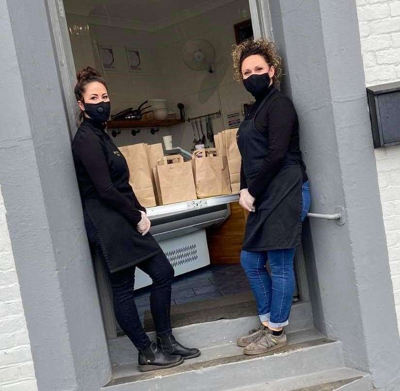 Sarah Marriott and Emma Mcintyre from Brunch Box are offering free lunchpacks from their sandwich bar door - with 'no questions asked'