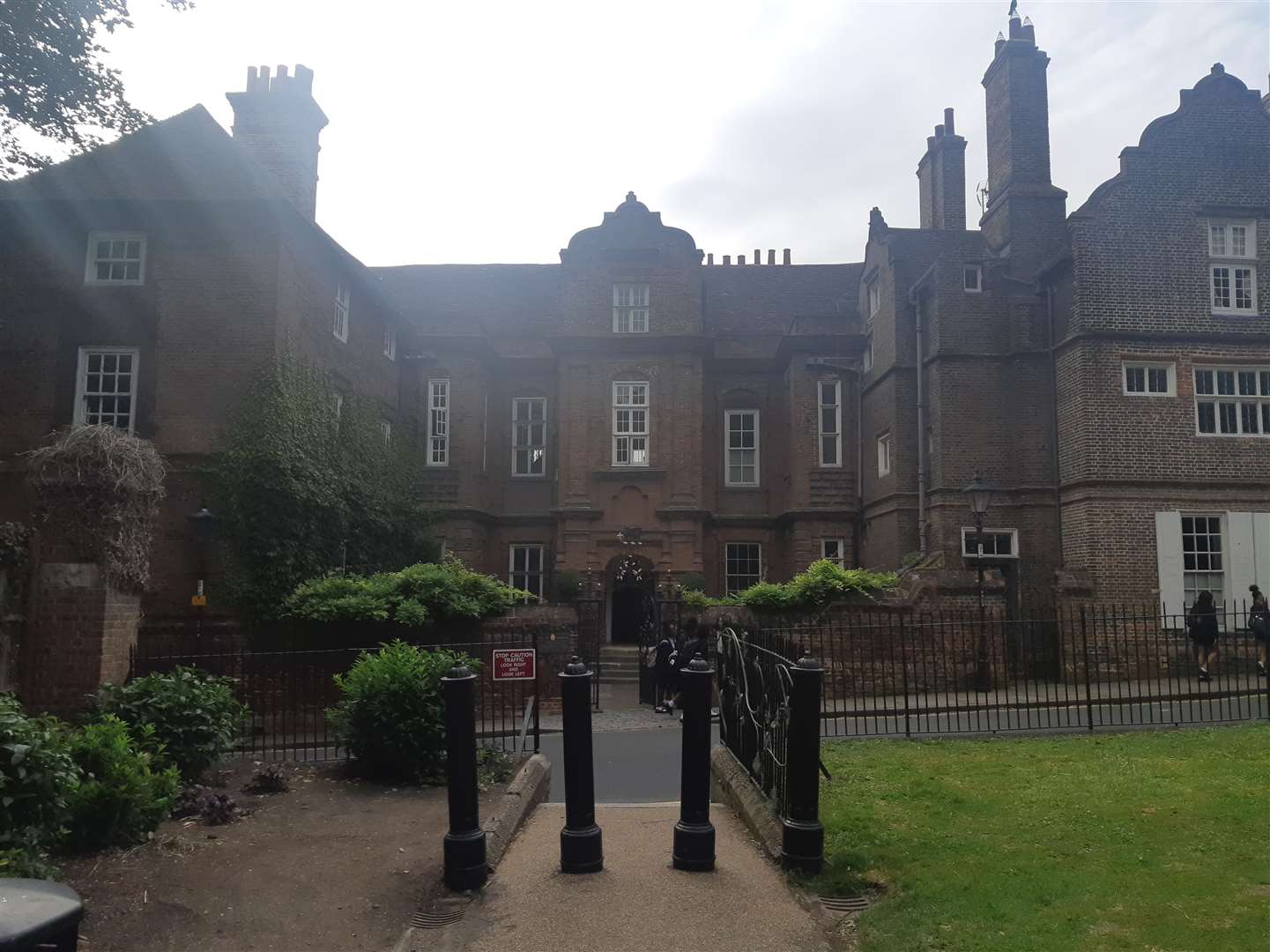 Restoration House in Crow Lane