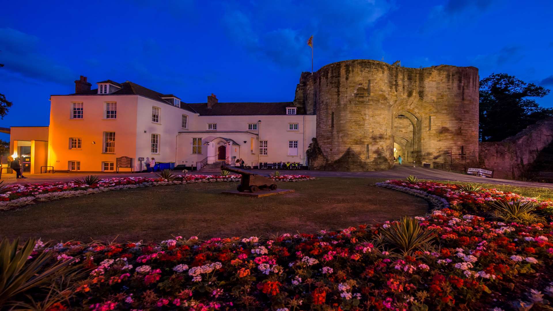 The Luna Cinema chooses locations that provide an interesting backdrop. Picture: Nik Dudley Photography