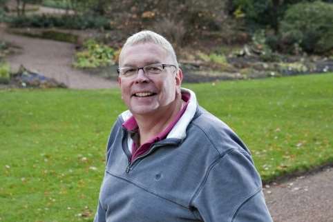 Keith is a volunteer at a Cancer Research UK shop