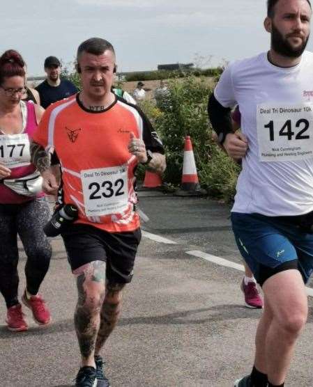 Runners leave the starting line for the Dinosaur 10k run by Deal Tri. Picture John Trickey