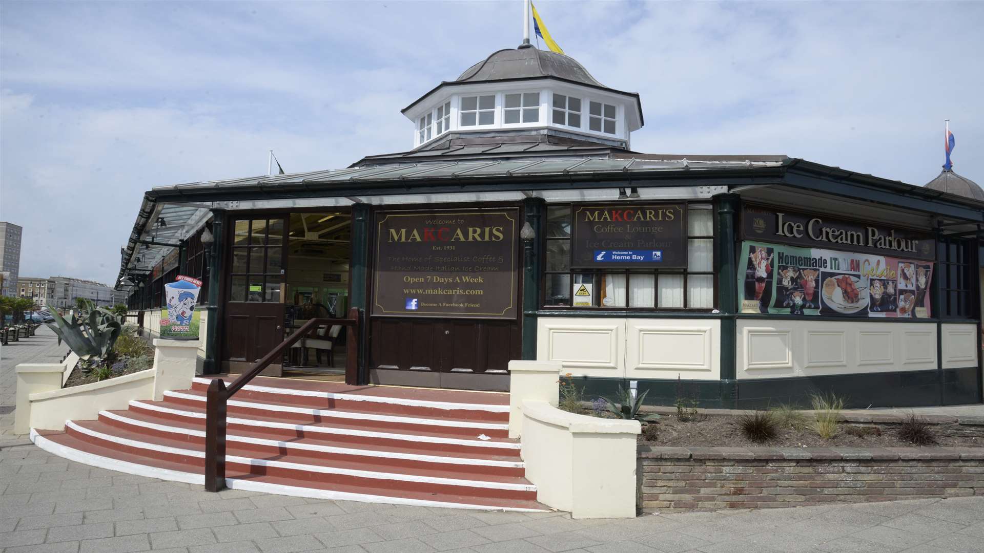 Makcari's at the bandstand in Herne Bay